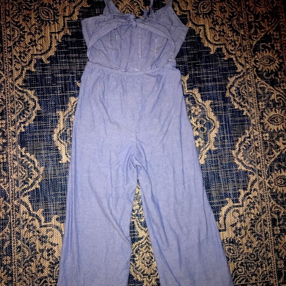 Cute romper - Picture 2 of 2